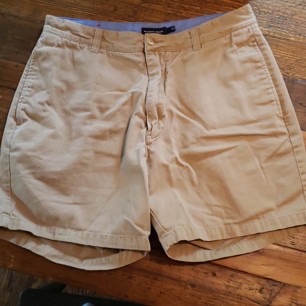 Southern Marsh Khaki Shorts Size 30